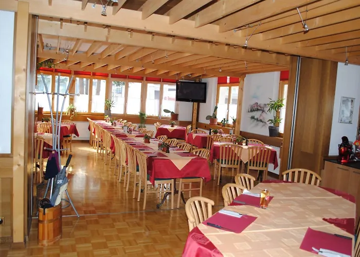 Post Vista מלון 3*